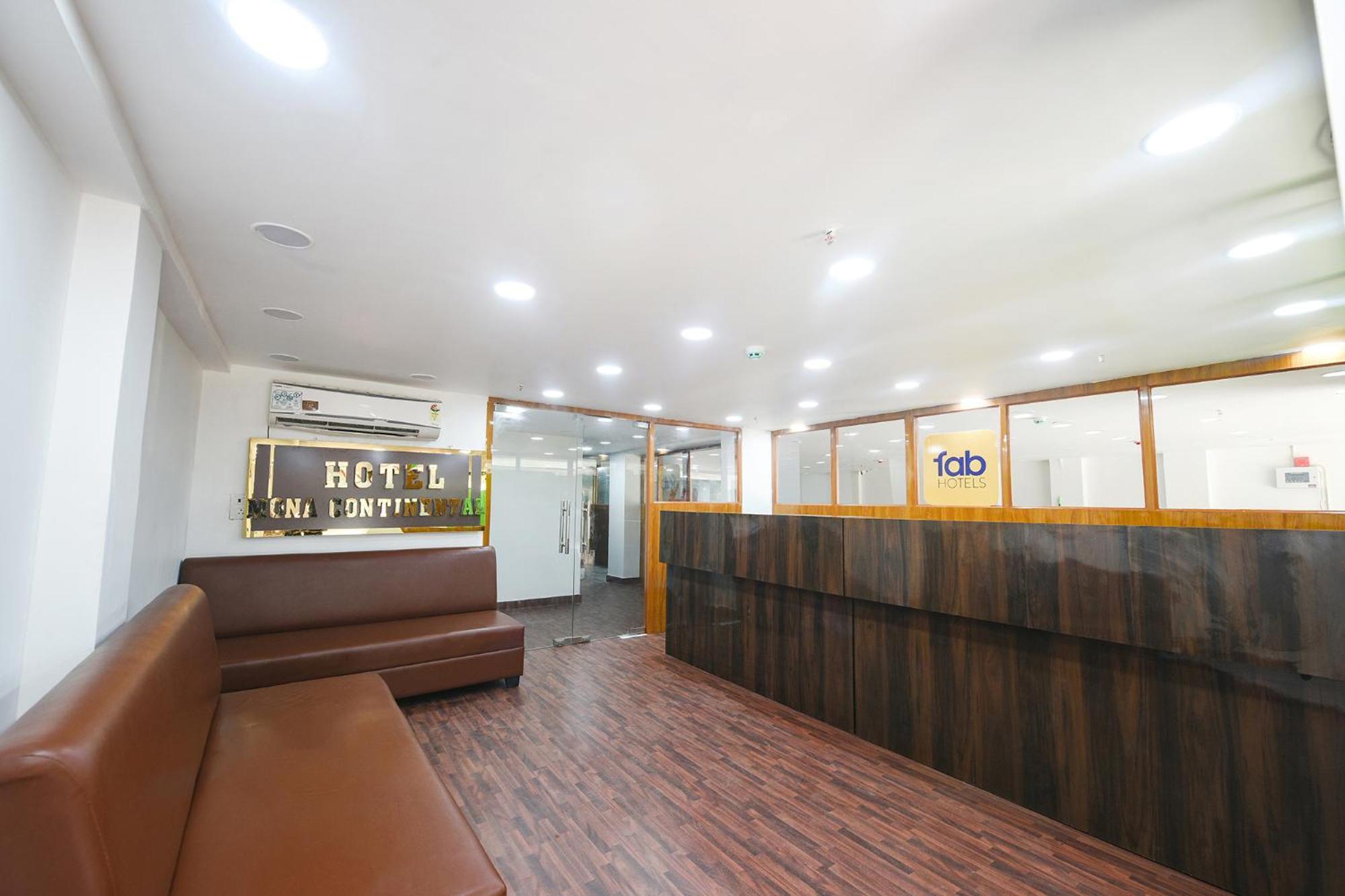 Fabhotel Mona Continental - Nr Laxmi Nagar It Hub 뉴델리 외부 사진